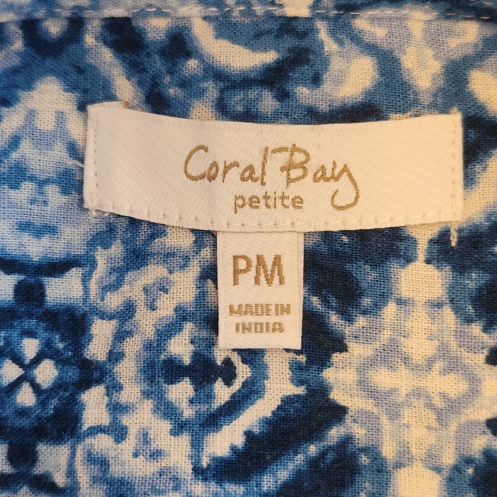 Womens Linen&Rayon Blue and White 3/4 Sleeve Shirt - Picture 2 of 8
